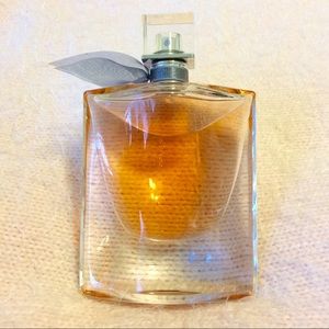 3.4 LANCOME LA VIE EST BELLE